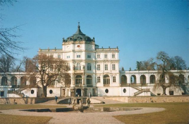 Ploskovice