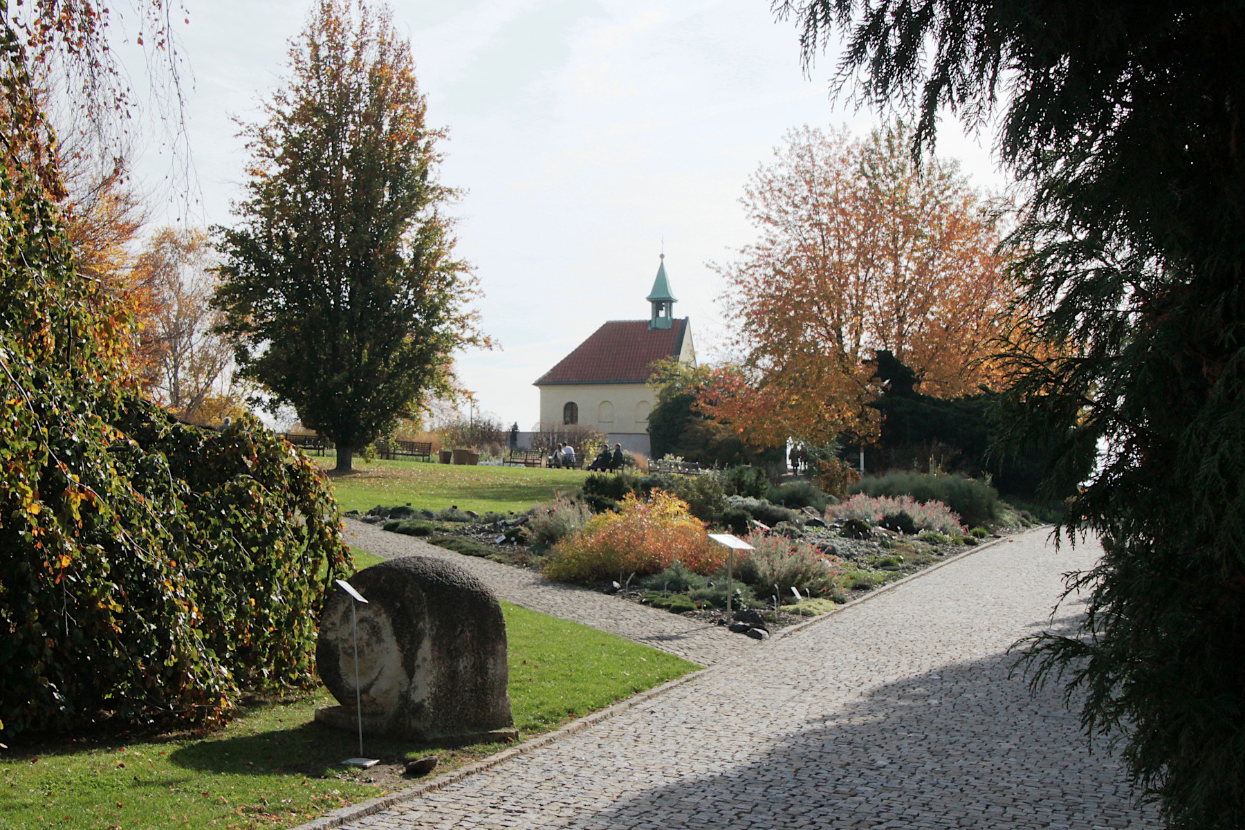 BOTANICK ZAHRADA - PRAHA TROJA