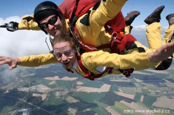 SKYDIVE JIHLAVA